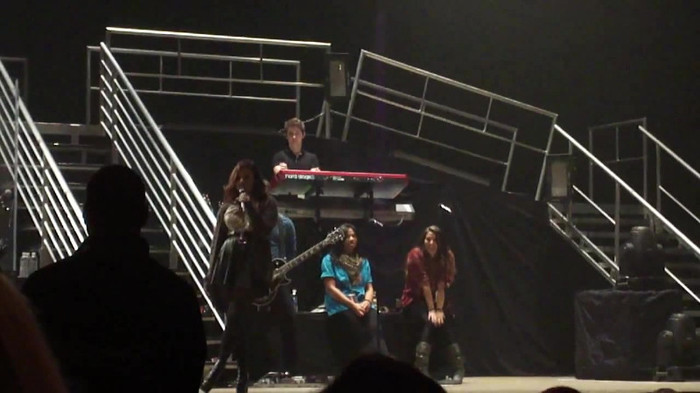 Demi Lovato _Believe In Me_ Hershey Soundcheck 11.19.2011 776 Demi Lovato _Believe In Me_ Hershey Soundcheck 11.19.2011 776