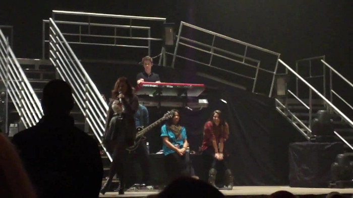 Demi Lovato _Believe In Me_ Hershey Soundcheck 11.19.2011 790 Demi Lovato _Believe In Me_ Hershey Soundcheck 11.19.2011 790
