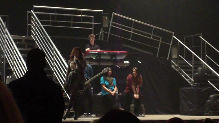 Demi Lovato _Believe In Me_ Hershey Soundcheck 11.19.2011 793 Demi Lovato _Believe In Me_ Hershey Soundcheck 11.19.2011 793