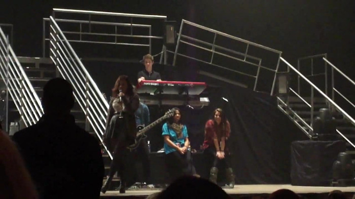 Demi Lovato _Believe In Me_ Hershey Soundcheck 11.19.2011 796 Demi Lovato _Believe In Me_ Hershey Soundcheck 11.19.2011 796