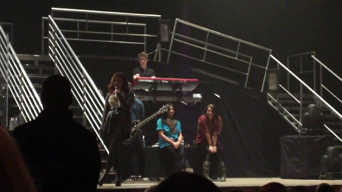 Demi Lovato _Believe In Me_ Hershey Soundcheck 11.19.2011 823 Demi Lovato _Believe In Me_ Hershey Soundcheck 11.19.2011 823