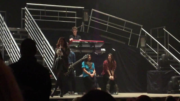 Demi Lovato _Believe In Me_ Hershey Soundcheck 11.19.2011 831 Demi Lovato _Believe In Me_ Hershey Soundcheck 11.19.2011 831