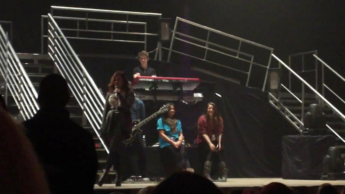 Demi Lovato _Believe In Me_ Hershey Soundcheck 11.19.2011 833 Demi Lovato _Believe In Me_ Hershey Soundcheck 11.19.2011 833