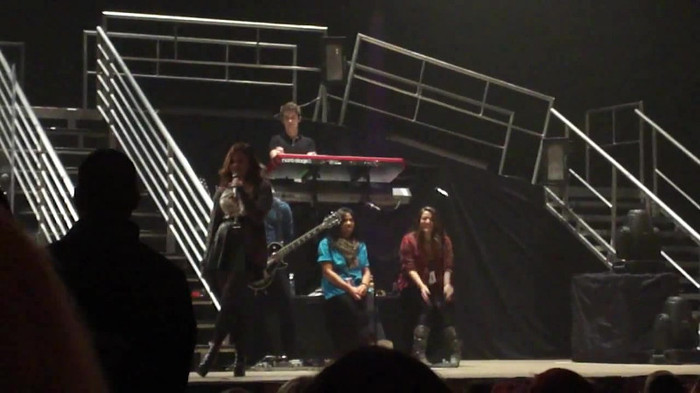 Demi Lovato _Believe In Me_ Hershey Soundcheck 11.19.2011 834 Demi Lovato _Believe In Me_ Hershey Soundcheck 11.19.2011 834