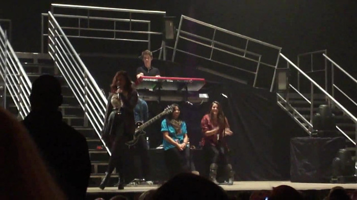 Demi Lovato _Believe In Me_ Hershey Soundcheck 11.19.2011 841 Demi Lovato _Believe In Me_ Hershey Soundcheck 11.19.2011 841