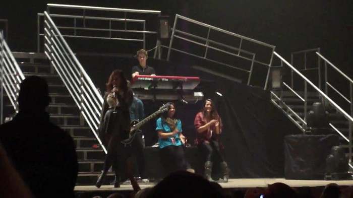 Demi Lovato _Believe In Me_ Hershey Soundcheck 11.19.2011 848