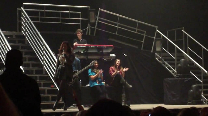 Demi Lovato _Believe In Me_ Hershey Soundcheck 11.19.2011 869