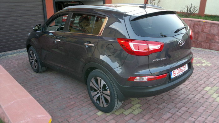 12042012558 - KIA SPORTAGE 2012