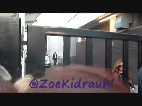 Demi Lovato Meeting Fans At Daybreak London 0132 - Demilush - Meeting Fans At Daybreak London