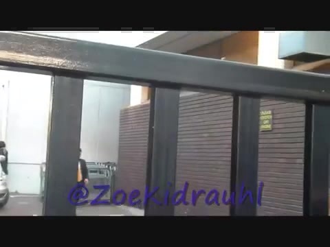 Demi Lovato Meeting Fans At Daybreak London 0223