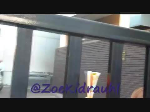 Demi Lovato Meeting Fans At Daybreak London 0347 - Demilush - Meeting Fans At Daybreak London