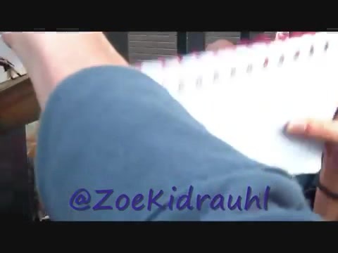 Demi Lovato Meeting Fans At Daybreak London 0814 - Demilush - Meeting Fans At Daybreak London Part oo1