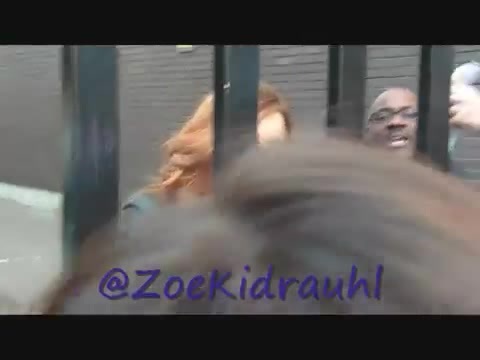 Demi Lovato Meeting Fans At Daybreak London 1281 Demi Lovato Meeting Fans At Daybreak London 1281