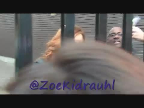 Demi Lovato Meeting Fans At Daybreak London 1282 Demi Lovato Meeting Fans At Daybreak London 1282