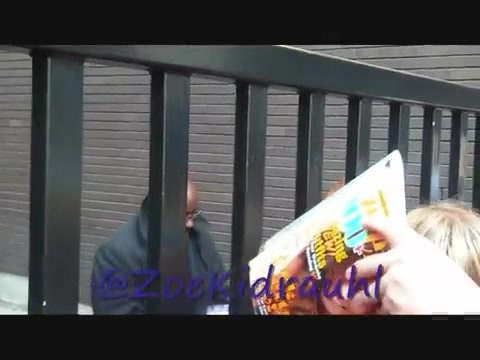 Demi Lovato Meeting Fans At Daybreak London 1866