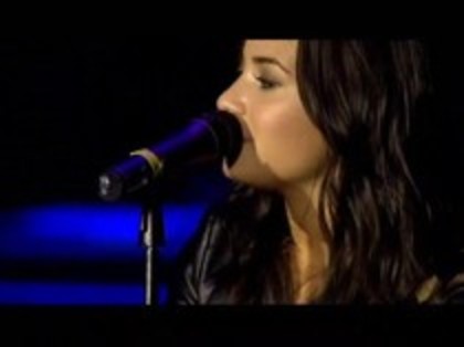 Demi - Lovato - Dont - Forget - Live - At - Wembley - Arena (33)