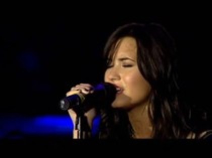 Demi - Lovato - Dont - Forget - Live - At - Wembley - Arena (964)