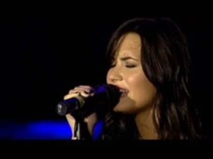 Demi - Lovato - Dont - Forget - Live - At - Wembley - Arena (968)