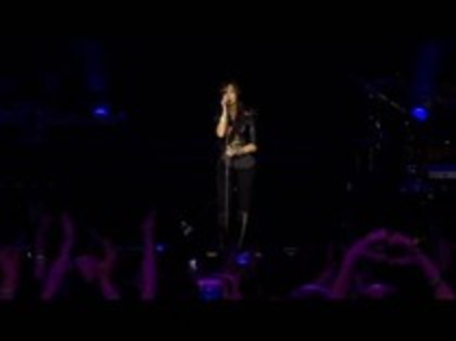 Demi - Lovato - Dont - Forget - Live - At - Wembley - Arena (974)