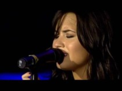 Demi - Lovato - Dont - Forget - Live - At - Wembley - Arena (1006)