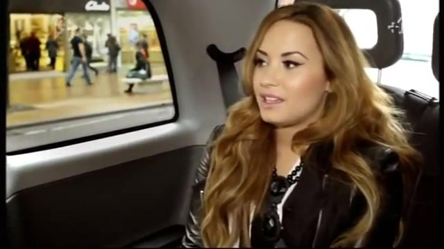 Interview KOKO POP (557) - Demi - KOKO POP Interview Part oo1