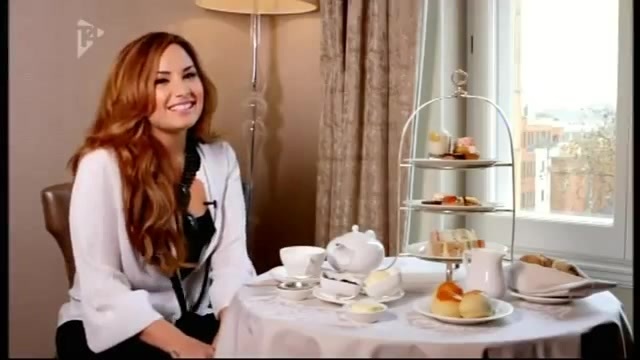Interview KOKO POP (1617) - Demi - KOKO POP Interview Part oo3
