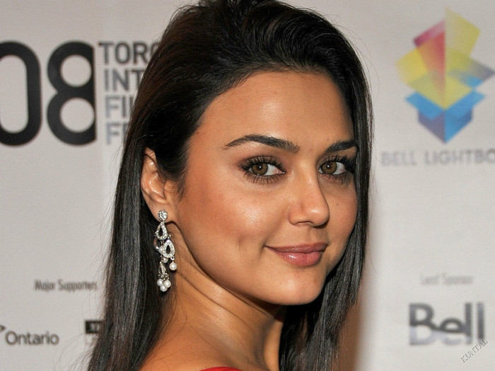  - Preity Zinta 01