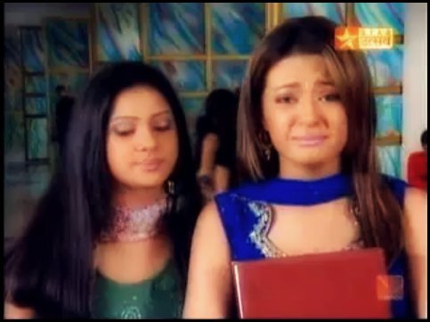 206639_178540325527199_114833878564511_404152_4401353_n - jennifer winget 2