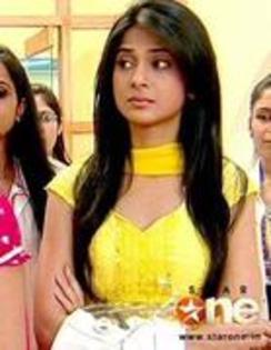 69201678_INMJMYT2 - jennifer winget 2
