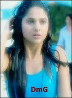 423032_307149199343396_282949885096661_900615_110091017_n - Jenny 2