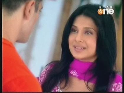 19Aug_9 - jennifer winget 2