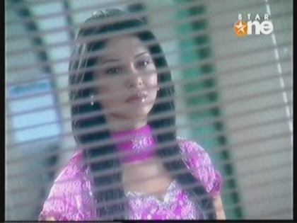 19Aug_30 - jennifer winget 2