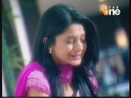 19Aug_35 - jennifer winget 2