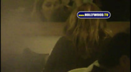 Demilush And Miley Spotted Having Dinner Together At Gindi Thai (27)