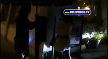 Demilush And Miley Spotted Having Dinner Together At Gindi Thai (537) - Demilush And Miley Spotted Having Dinner Together At Gindi Thai Part oo2