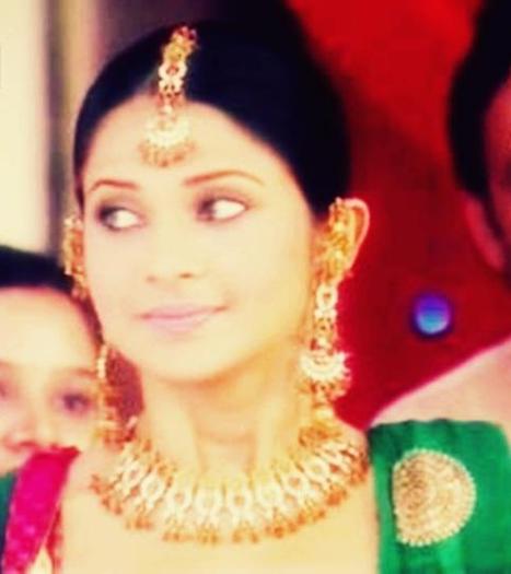 525701_284277374983153_130388720372020_625449_305186051_n