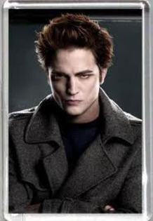 28 - Eduard Cullen - Robert Pattinson