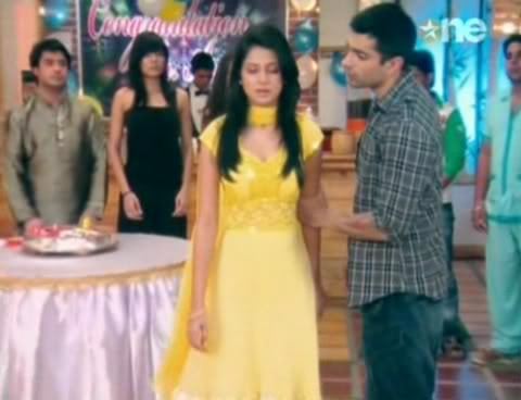 Walo01stSept09DMGSnapshot29 - jennifer winget 2