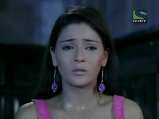 3c55b56223914cfed80a_59 - sara khan in aahhat on sonny tv