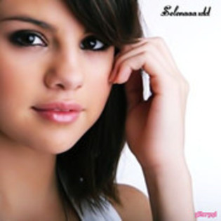 43358242_ELXZFHYSK[1] - Selena Gomez
