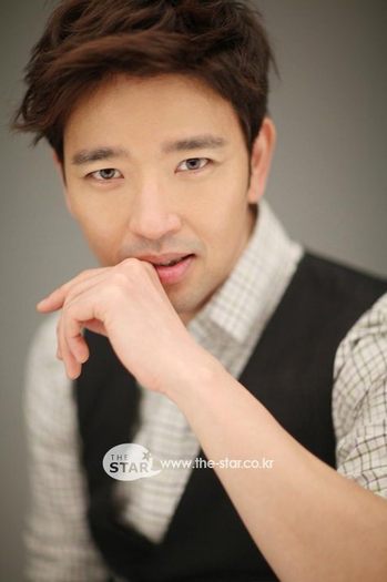 Handsome South Korean actor Bae Soo Bin picture _128_
