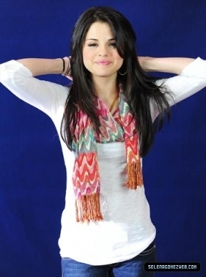 26706110_CWHGMXYAP - aaa-poze selena gomez-aaa