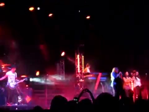 Demi Give Your Heart A Break In Panama (34)