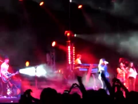 Demi Give Your Heart A Break In Panama (59)