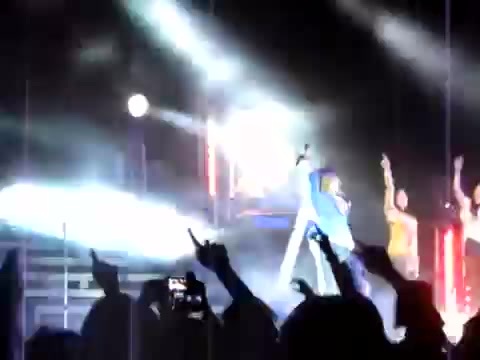 Demi Give Your Heart A Break In Panama (136)