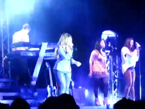 Demi Give Your Heart A Break In Panama (263) Demi Give Your Heart A Break In Panama (263)