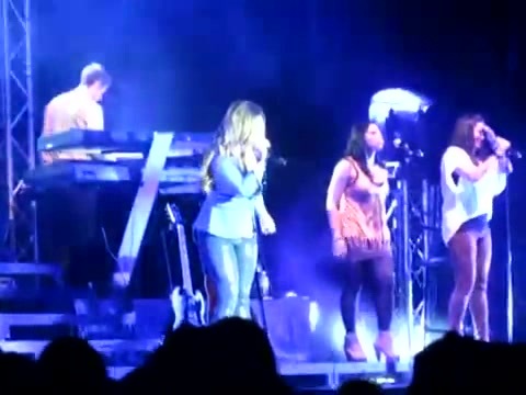 Demi Give Your Heart A Break In Panama (269) Demi Give Your Heart A Break In Panama (269)