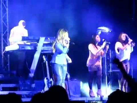 Demi Give Your Heart A Break In Panama (285) Demi Give Your Heart A Break In Panama (285)