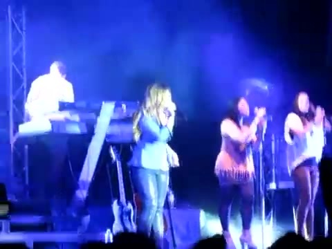 Demi Give Your Heart A Break In Panama (292) Demi Give Your Heart A Break In Panama (292)