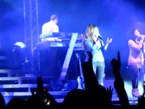 Demi Give Your Heart A Break In Panama (335) Demi Give Your Heart A Break In Panama (335)